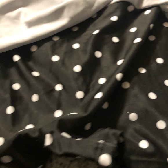 Size Large Skirted Swimsuit - Picture 5 of 7